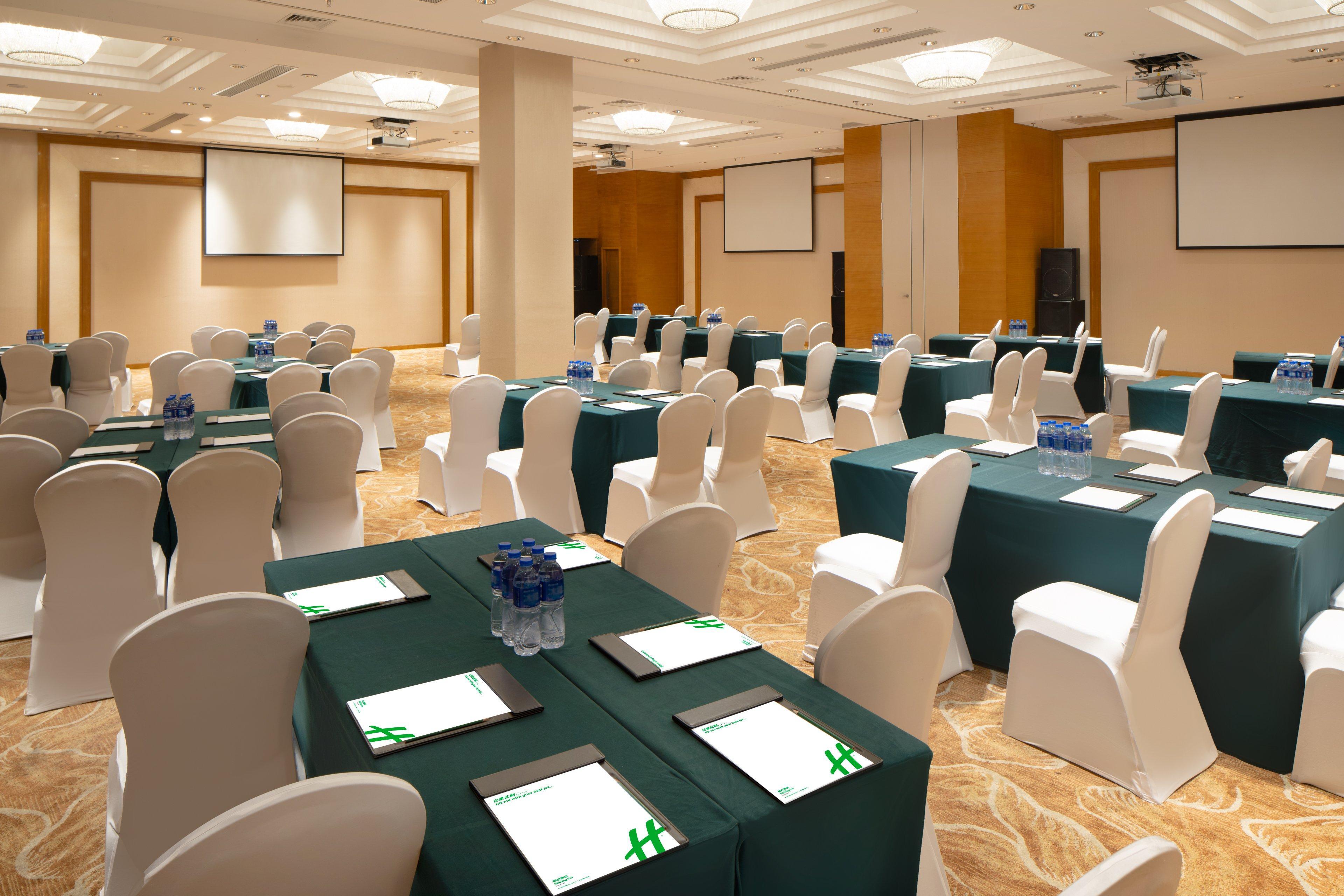Holiday Inn Nanchang Riverside By Ihg Exterior photo