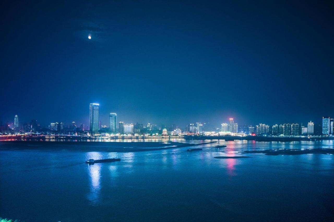 Holiday Inn Nanchang Riverside By Ihg Exterior photo